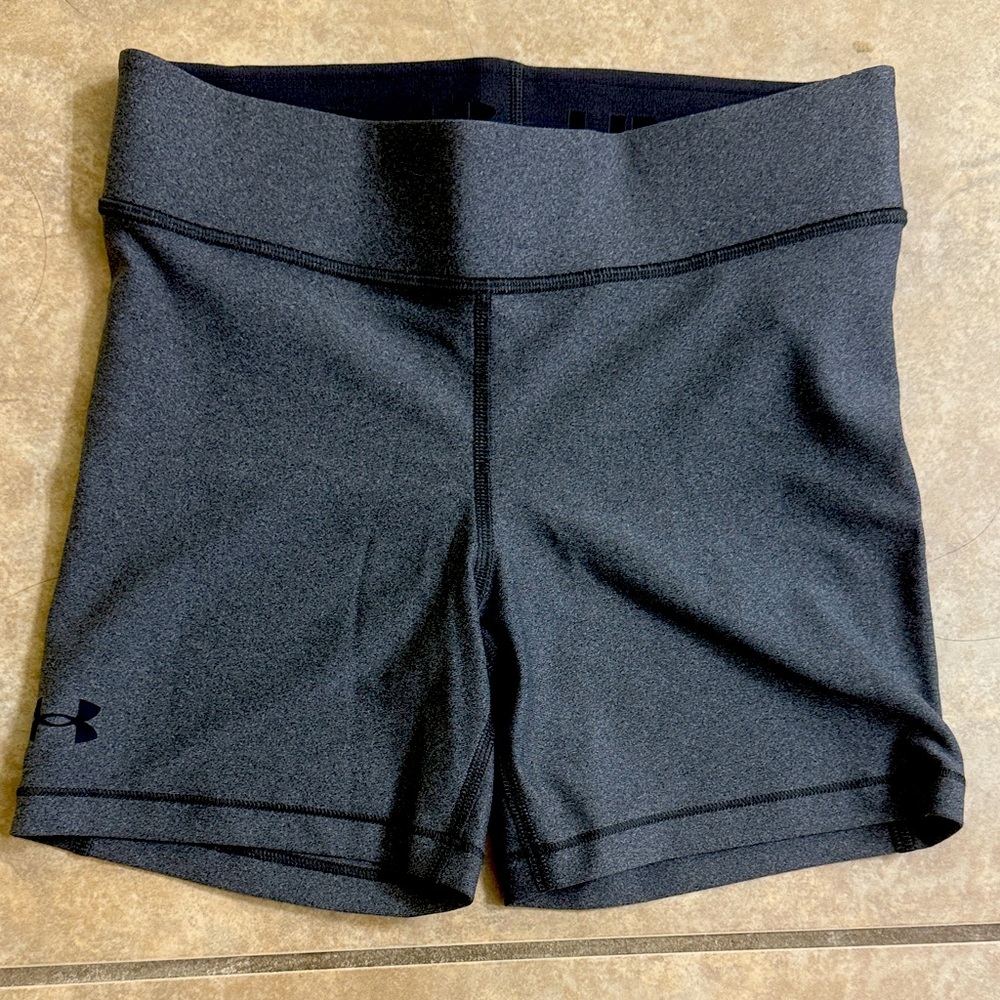 Under Armour Women's Dark Gray Athletic Shorts NWOT
